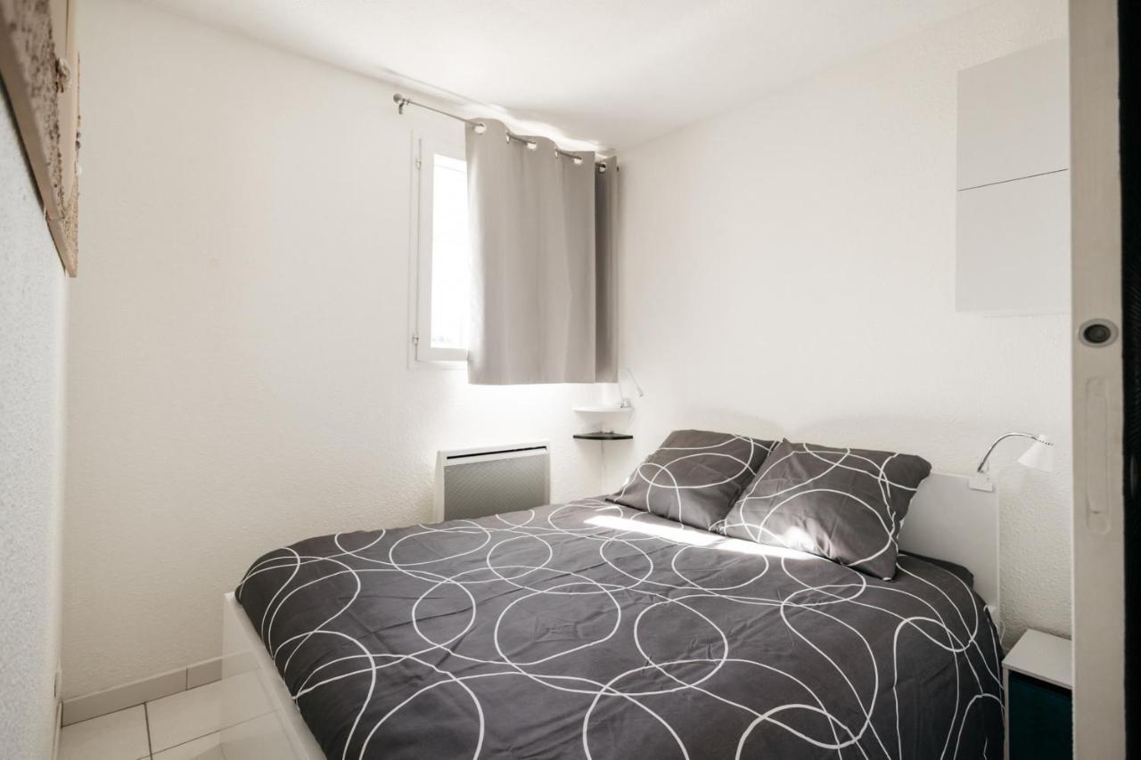 Cosy T1, A 10 Minutes A Pieds Des Plages Fréjus Eksteriør bilde